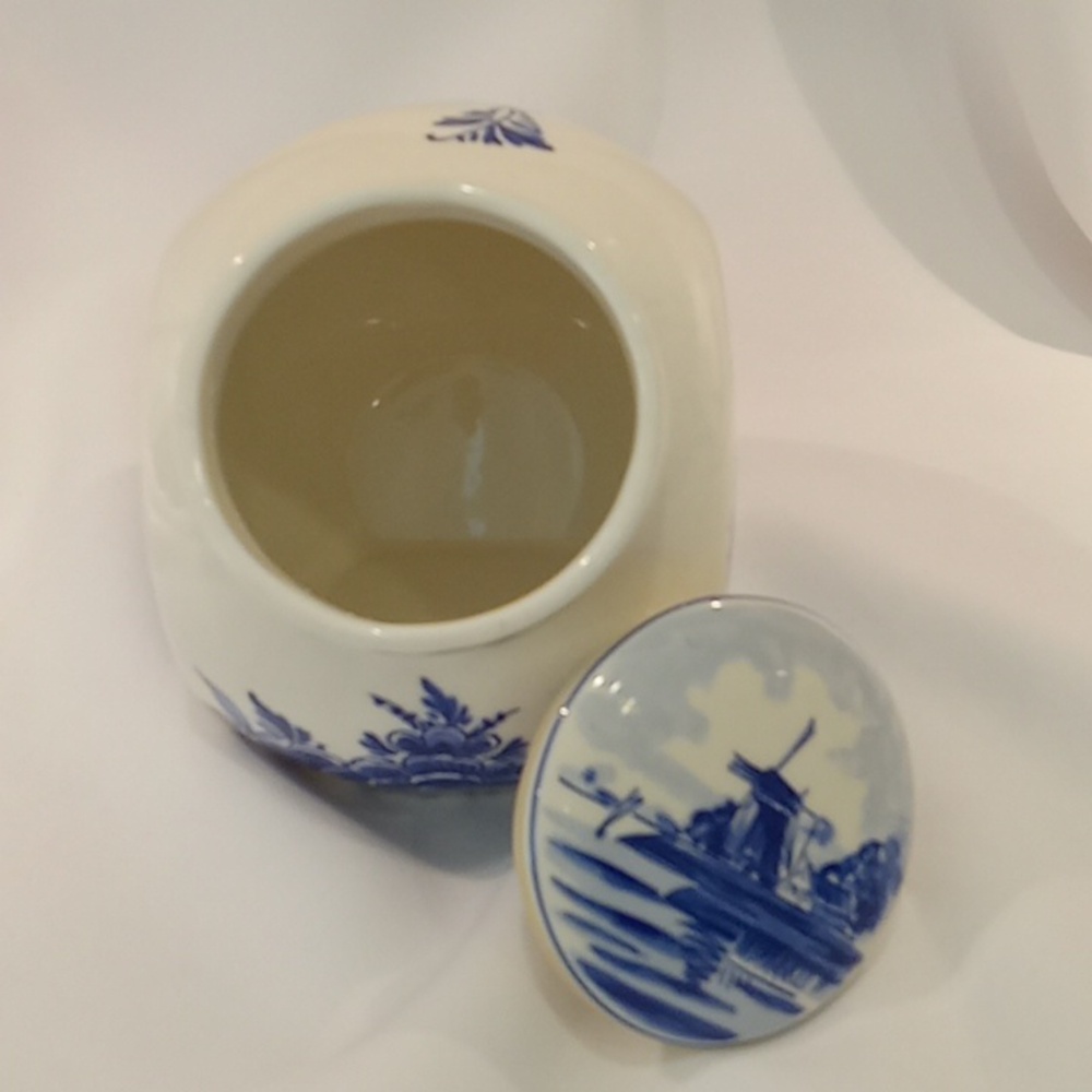 Delft Hand Painted Small Blue And White Canister - Picture 6 of 10